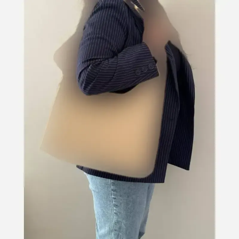 کیف زنانه شرانگ خارجی بند گره به همراه کیف آرایش سایز 33-38