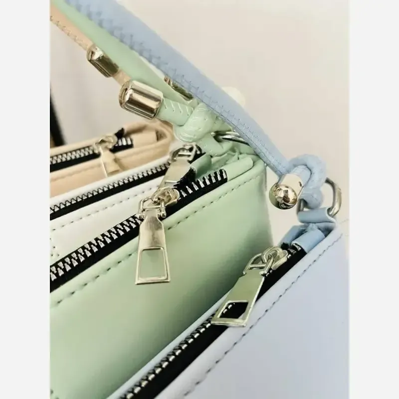 کیف فانتزی صابونی شیک رنگ بندی متنوع سایز 22 در 12
