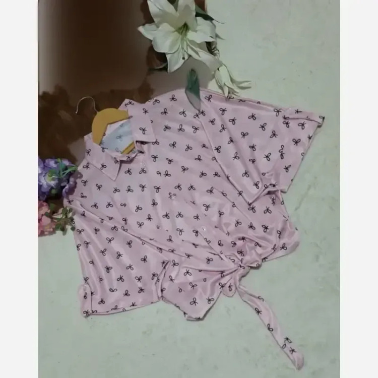 شومیز گره ای چاپی پاپیونی جنس پری صابونی شیشه ای فری سایز